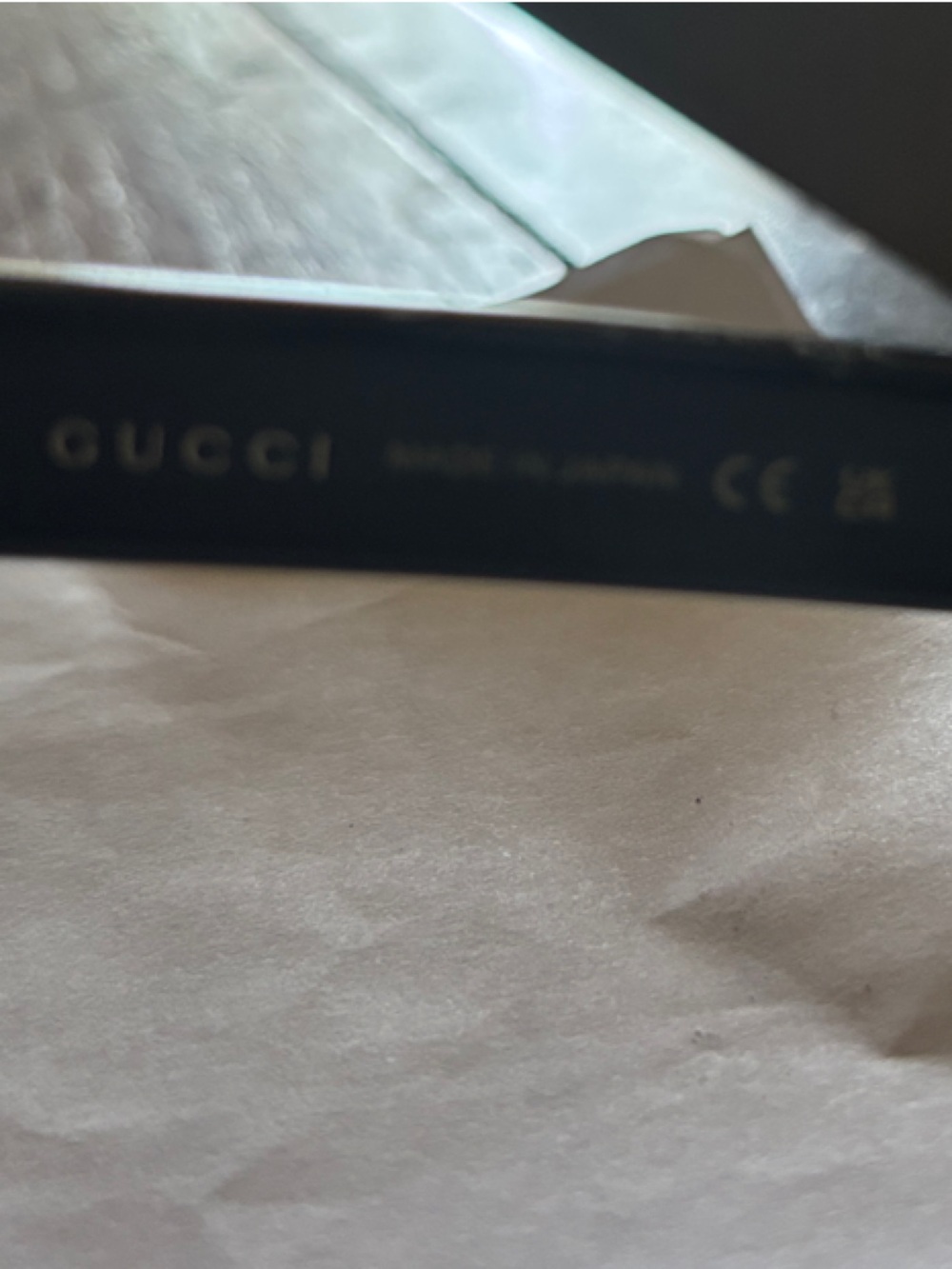 Gucci Black Round Sunglasses with Dark Lenses - Picture 6 of 7